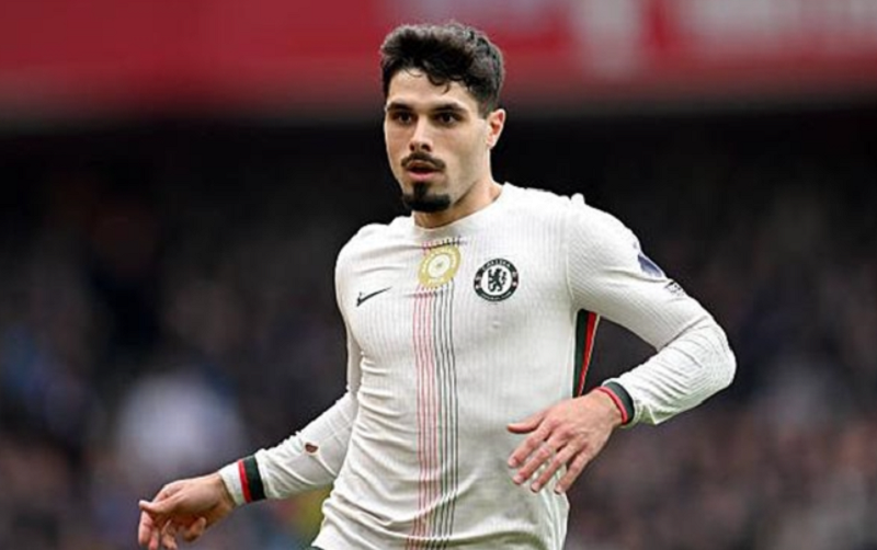 quyet-dinh-chinh-xac-cua-chelsea-khi-giu-lai-pedro